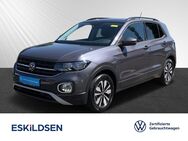 VW T-Cross, 1.0 TSI Life, Jahr 2023 - Itzehoe