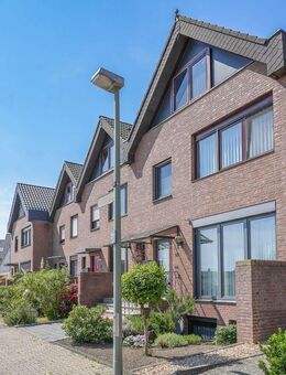 Familienfreundliches Reihenhaus mit Garten, 6 Zimmern & ausgebautem Dachgeschoss auf 4 Ebenen - Hückelhoven