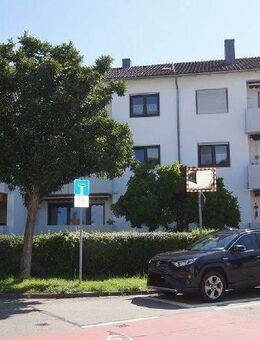 Gut geschnittene 2 Zimmer-Wohnung mit Balkon - Straubing