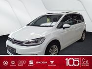 VW Touran, 2.0 TDI 150PS STD, Jahr 2022 - Vilsbiburg