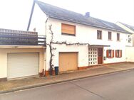Gelegenheit für Handwerker - Gemütliches Familienhaus mit kleinem Garten und Garage - Eitelborn