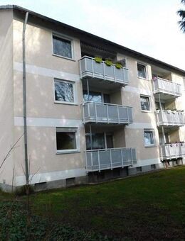 Neu renovierte 3 Zimmer mit Balkon, schön für eine liebe Familie ! - Witten