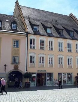 3-Zimmer-Wohnung mit offener Küche in bester Stadtplatzlage - Straubing
