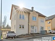 Modernes Einfamilienhaus mit eigener Tiefgarage und großzügigem Grundstück in Köngen - Köngen