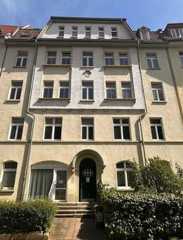 Charmantes Mehrfamilienhaus mit Entwicklungspotenzial in Erfurt-Krämpfervorstadt - Erfurt