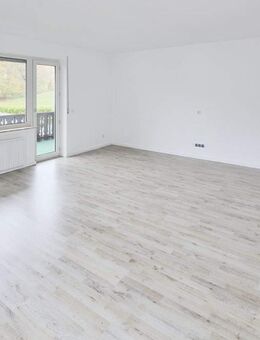 Erstbezug nach Renovierung - großzügige Wohnung mit Balkon & Garten - Attendorn (Hansestadt)