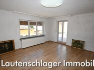 Mitten in der City! Geräumige 2,5-Zimmer-Wohnung in der Neumarkter Altstadt - Neumarkt (Oberpfalz)