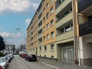 München-Neuhausen: City-Wohnung mit zwei Zimmern und sonniger Loggia - München