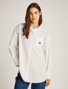Tommy Jeans Curve Hemdbluse TJW OVS BADGE POPLIN SHIRT EXT in Großen Größen, Popeline, Langarm, Badge