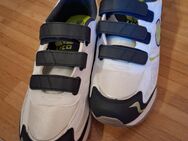 Hallensportschuhe weiß-Gr 44 - Laatzen