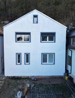 Charmantes Einfamilienhaus mit Altstadtblick und großzügigen Terrassenflächen - Gemünden (Main)