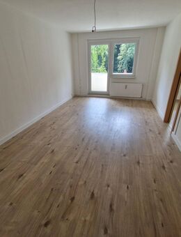 3 RW im Grünen + Balkon + Badewanne - Doberschau-Gaußig