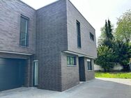 ***Traumhafte Cubus-Villa*** Uneinsehbares Parkgrundstück - NEU - Jetzt mit PV Anlage inklusive! - Mönchengladbach