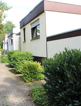 Reihenendhaus Bungalow - Split-Level-Charakter - offenes Wohnraumkonzept mit angenehmer Wohnatmosphäre - Erlangen