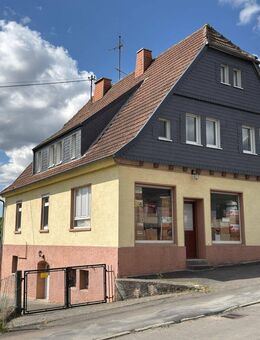 **Charmantes Zwei-Familienwohnhaus auf großzügigem Grundstück in Ortslage von Birstein** - Birstein