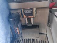 Kaffeevollautomat DeLongi magnifica evo - Neuss