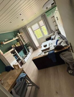 Kapitalanlage - gepflegte 4 Zi- ETW mit geplantem Balkonanbau in Kaulsdorf - Kaulsdorf