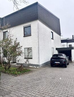 Reiheneckhaus im Zentrum von Amberg - Amberg