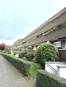 Modernisierungsbedürftige 2 Zimmer Eigentumswohnung mit Balkon in guter Lage von Mündelheim - Duisburg