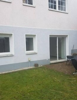 Zwei-Zimmerwohnung mit Terrasse, Garten - Zschopau
