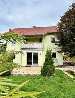 Sonnige 2 Zimmer Wohnung mit Balkon & Dachspitz - Schwabmünchen