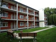 2-Raum-Wohnung im Stadtzentrum Geras mit Aufzug, Balkon und Dusche - Gera