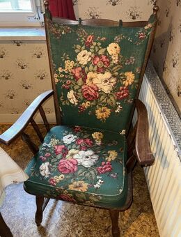 Vintage Sofa & Sessel im Retro-Blumenstil - Liebenburg