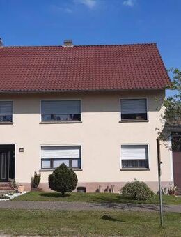 Schöner Vierseitenhof mit einigen Extras - Bad Belzig