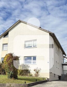 Großzügiges Zweifamilienhaus mit Ausbau Potential in Vilshofen an der Donau - Vilshofen (Donau)