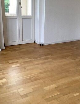 Für Schnellentschlossene - Bodenbeläge und Küchengeräte vom Vormieter zu übernehmen! - Magdeburg