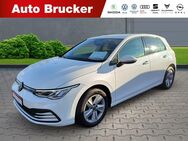 VW Golf, 1.5 TSI VIII Life, Jahr 2020 - Marktredwitz