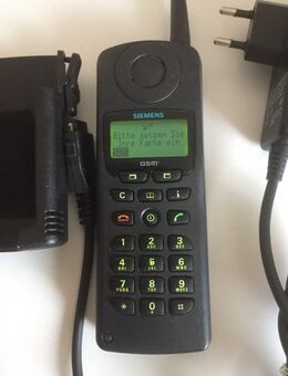 Siemens Vintage Mobilphone mit KFZ-Freisprecheinrichtung - Bremen
