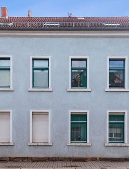 Attraktives und voll vermietetes Mehrfamilienhaus in Crimmitschau - Crimmitschau