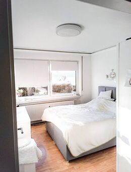Attraktive 3,5-Zimmer-Erdgeschosswohnung mit Garten, Balkon und Garage in Denkendorf - Denkendorf (Baden-Württemberg)