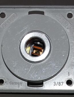 Berker 22301 Steckdose, 12V Integro Flow Pure grau - Spraitbach