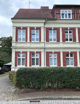 Mehrfamilienhaus - Doppelhaushälfte mit 3 Wohneinheiten - Havelberg