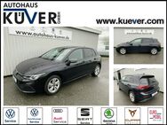 VW Golf, 1.0 VIII eTSI Life, Jahr 2023 - Hagen (Bremischen)
