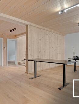 Luxuriöse 5-Zimmer-Maisonette in Toplage am Neuen Schloss mit Terrasse, Balkon & Hauscharakter - Bayreuth