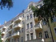 Schöne freie 2-Zimmer-Altbau-Wohnung In Charlottenburg - Berlin