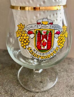 Weinbrandglas mit Goldrand und Stadtwappen Frankfurt/Oder - Ludwigsfelde