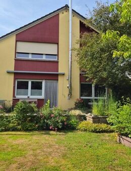 Provisionsfrei* Freistehendes EFH in Nauheim mit idyllischem nicht einsehbarem Garten und Garage - Nauheim
