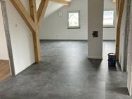 Neu ausgebaute Dachgeschosswohnung KFW40 (!) - ERSTBEZUG - Pfreimd