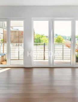 Bezugsfreies Penthouse auf 2 Etagen: Lift, Fußbodenheizung, Klimaanlage, Sauna, 2 Bäder & Balkone - Berlin