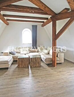 Zentrale DG-Wohnung mit Blick ins Grüne - Nürnberg