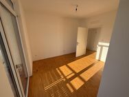 Exklusive 5-Zimmer-Penthouse-Wohnung mit schöner Innenausstattung mit Balkon in Wertheim - Wertheim