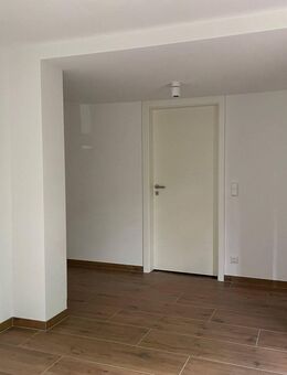 Luxuriöse Souterrainwohnung mit privatem Gartenparadies und großzügigem Raumkonzept - Butzbach (Friedrich-Ludwig-Weidig-Stadt)