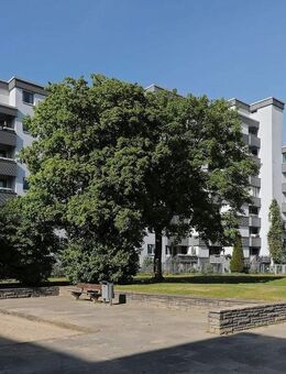 Großzügige 3-Zimmer-Wohnung mit zwei Loggien // 2.OG rechts - Wolfsburg