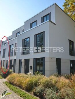 + Reihenmittelhaus + Wohntraum am Golfplatz Falkenstein + - Hamburg