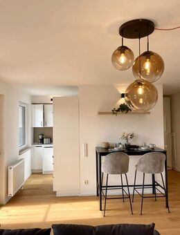 Johannis ! Modernes chices, voll möbliertes 1 Zi.-App. 32 m², weiße EBK, 1.OG mit Aufzug - Nürnberg