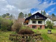 Kapellenberg-Anwesen - Waldrandlage, großes Entwicklungspotenzial - Grafenau (Baden-Württemberg)